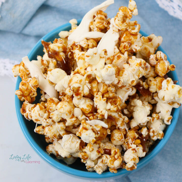 Absolutely Delicious Cinnamon Popcorn Recipe Is Delightully Delicoius