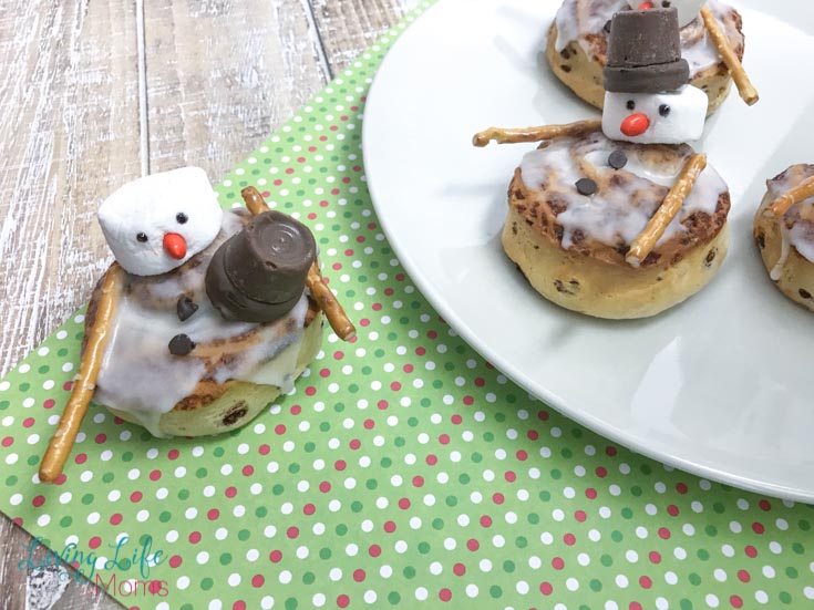 snowman cinnamon buns