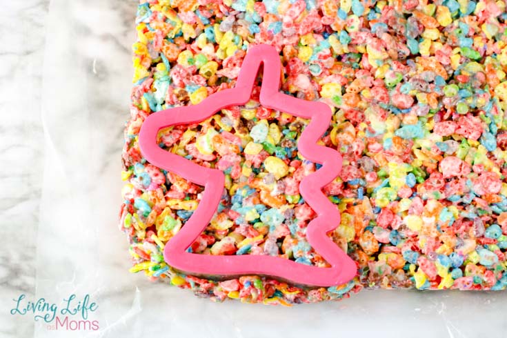 simple unicorn rice Krispy treat