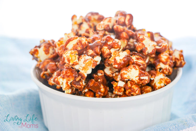 Nutella popcorn in a dish