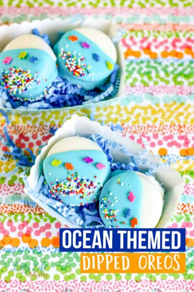 These Ocean Themed Dipped Oreos are so simple and easy to make. No baking required. Just fun decorating and snacking once done! #oreos #dessert #ocean
