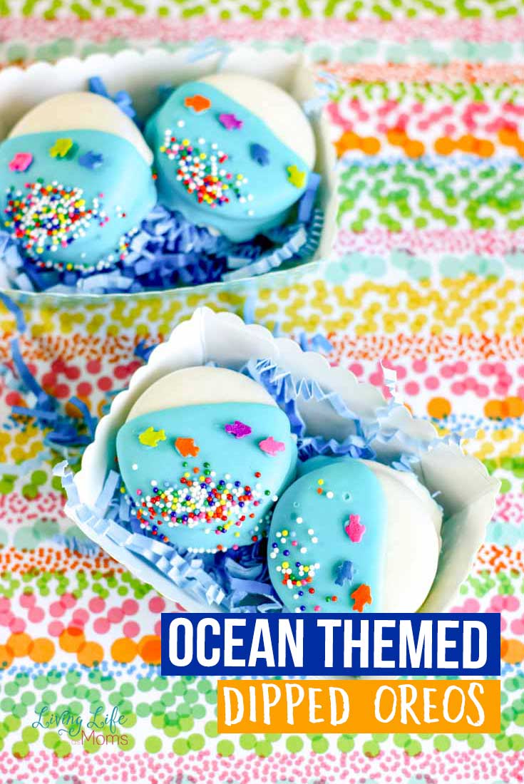 Adorable Ocean themed dipped Oreos for any ocean lover