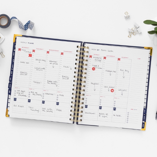 living well planner open