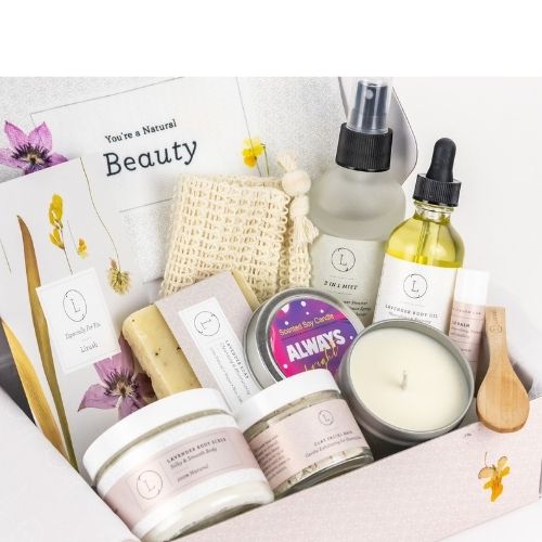 Image of Spa Gift Box for Mom from Etsy