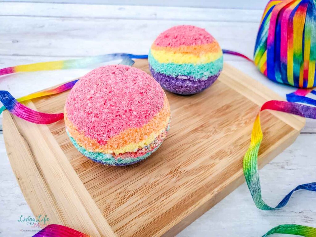 how to make rainbow bath bombs