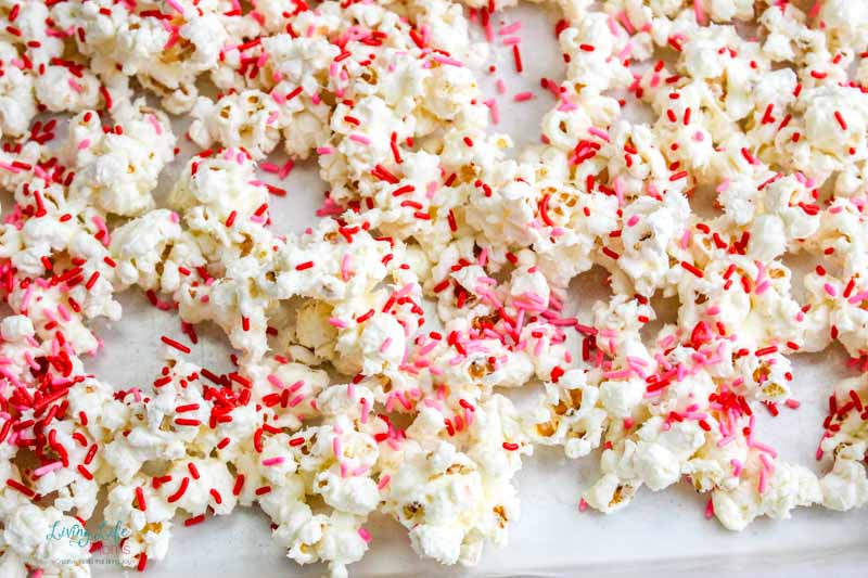 adding sprinkles to popcorn 